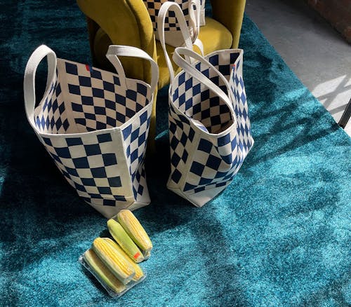 KULE Fall 2022 checkered totes with corn
