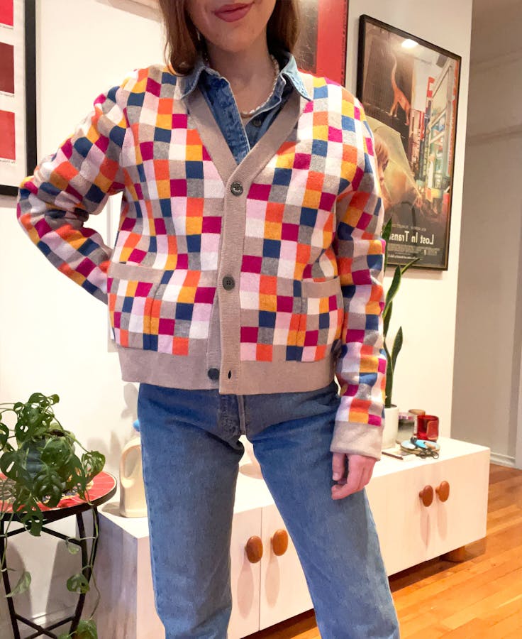 Elizabeth Tamkin wearing Capucine Sweater for KULE Warehouse Sale Winter Styling
