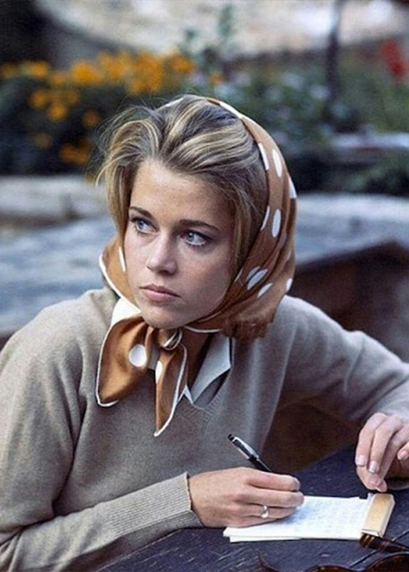 KULE Fall Winter 2023 Jane Fonda polka dots